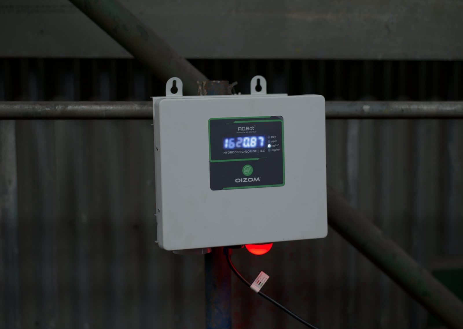 OIZOM AQBot industrial air monitor reading hydrogen chloride concentration on-site