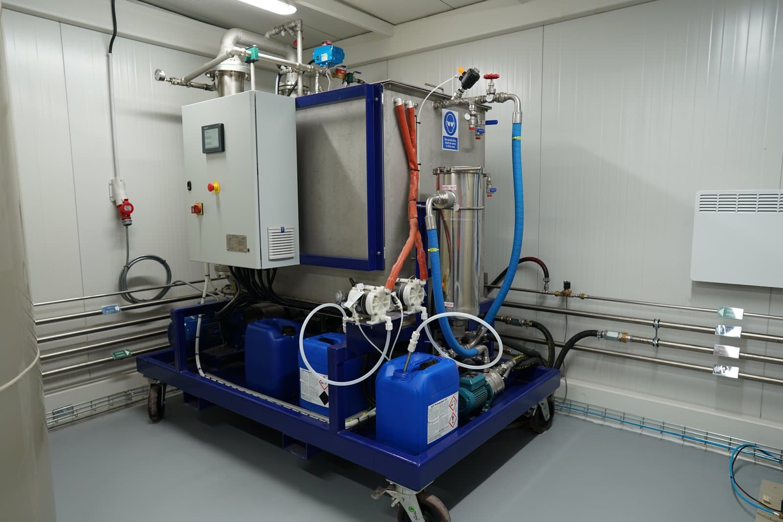 Pall Clarisep oil-water separation skid in operation