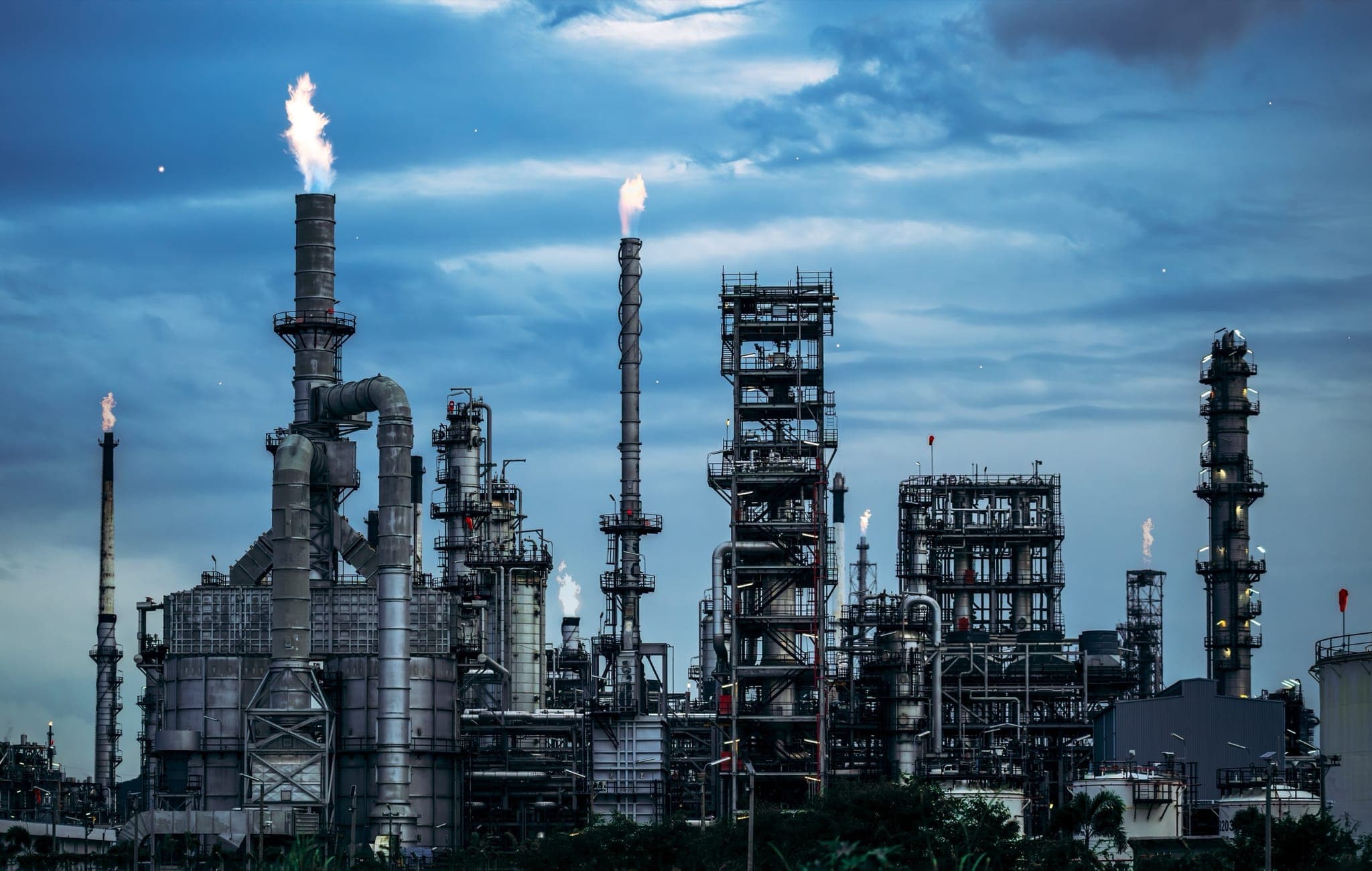 Oil refinery crude processing and catalytic cracking infrastructure