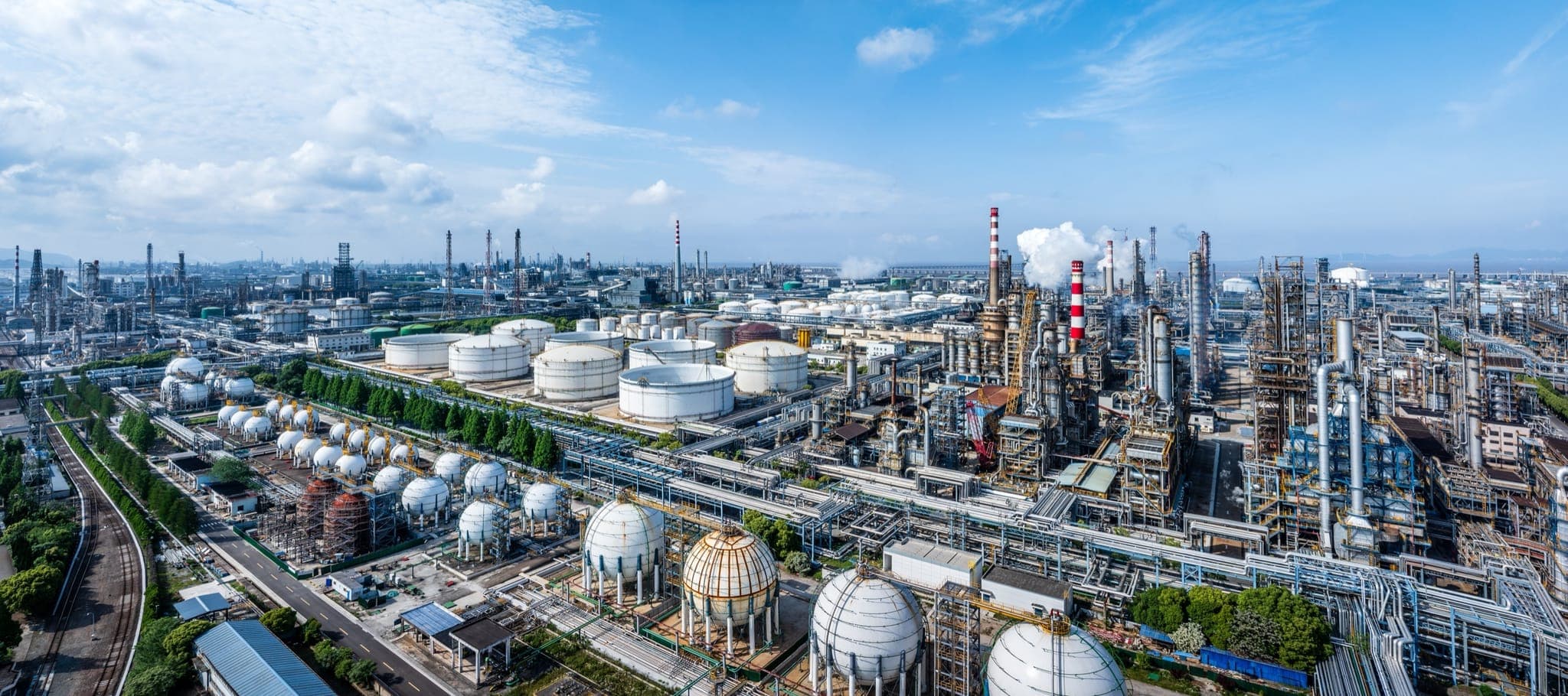 Energy industry infrastructure — refinery and power generation fluid management