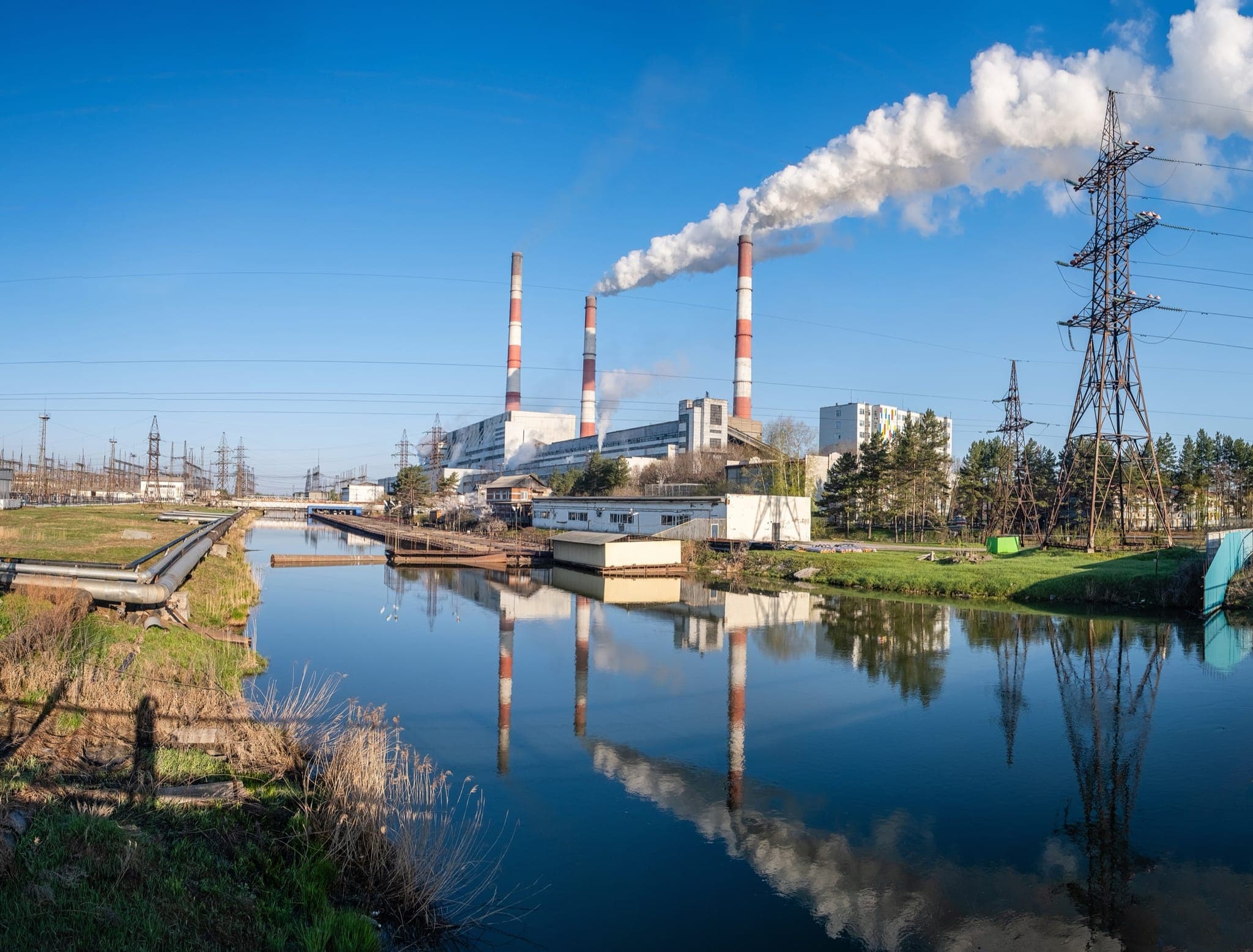 Power generation plant — filtration and fluid management for thermal, nuclear, hydro and wind energy
