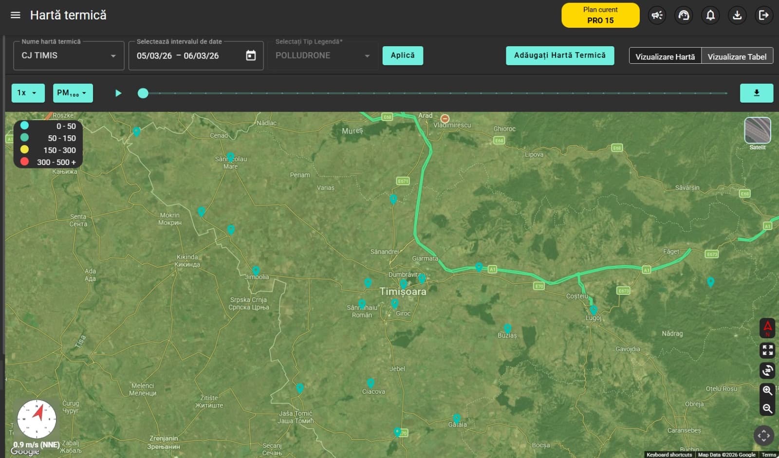 Dashboardul Envizom „Hartă termică” pentru rețeaua Polludrone a județului Timiș (CJ Timiș), cu nivelurile de pulberi în suspensie la granița România–Serbia