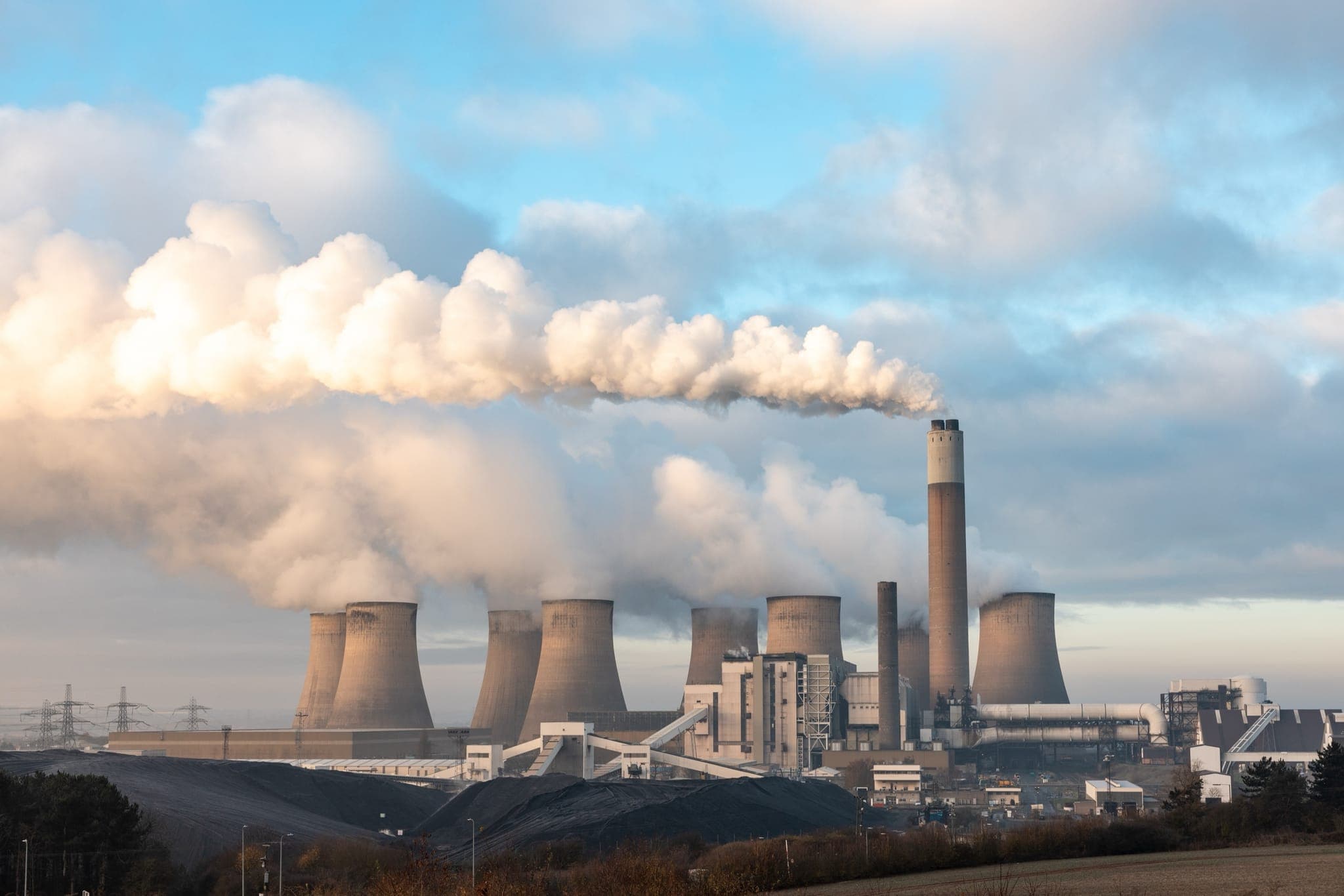 Urban air quality monitoring station for smart city applications