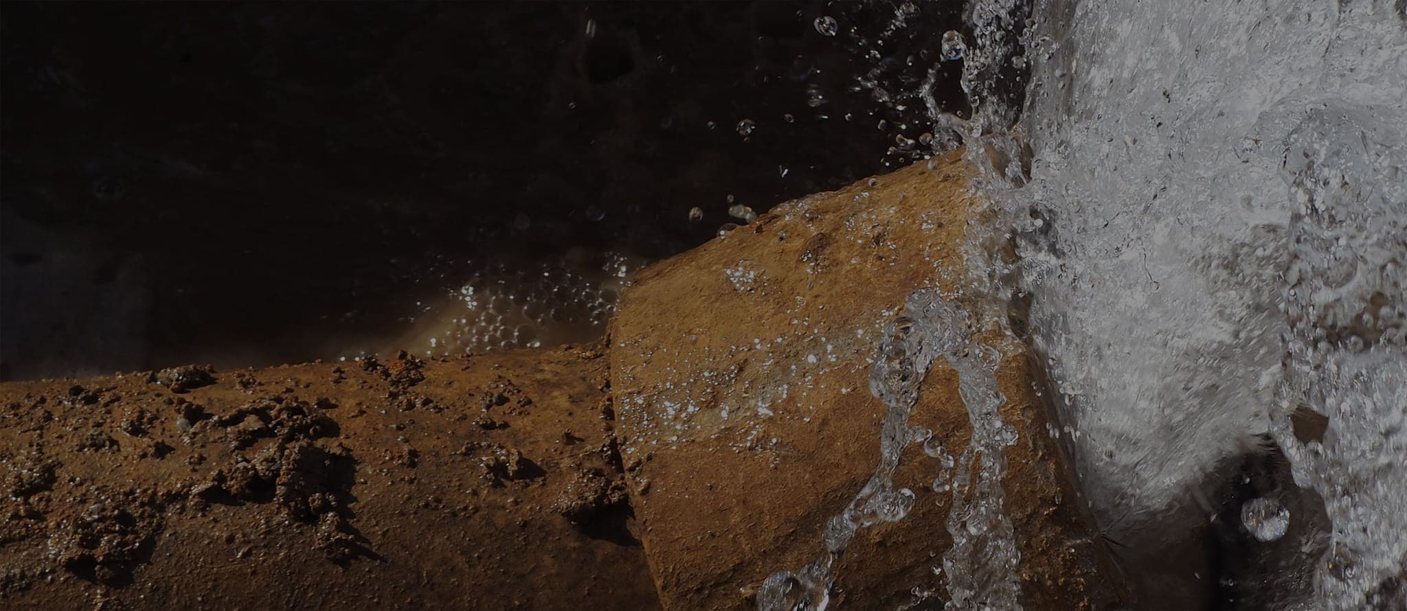 Modular wastewater treatment systems for municipal and industrial applications